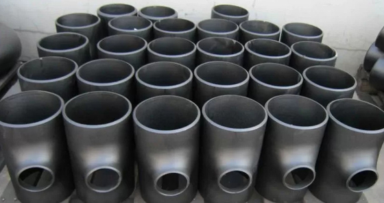 2mm-60mm Alın Kaynaklı Boru Ek Parçaları Tee Dikişsiz Siyah Pas Geçirmez Yağ 14 '' 16 '' 18''