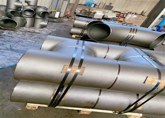 Asme B16.9 Sch40 Karbon Çelik Düz Tee Astm A 234 Wpb Alın Kaynağı