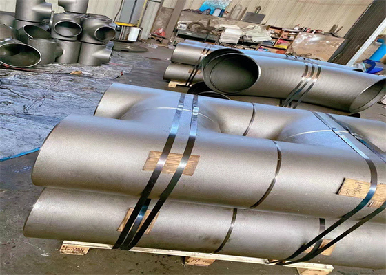 ASME B16.9 Karbon Çelik Tee Azaltma DIN 2615 Alın Kaynaklı Anti Pas Yağı